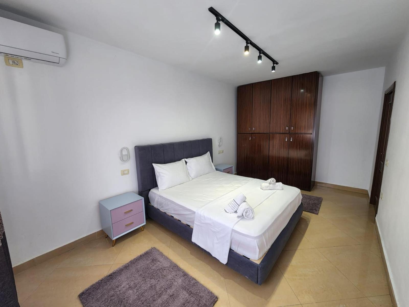 Tirana Square Hotel Экстерьер фото