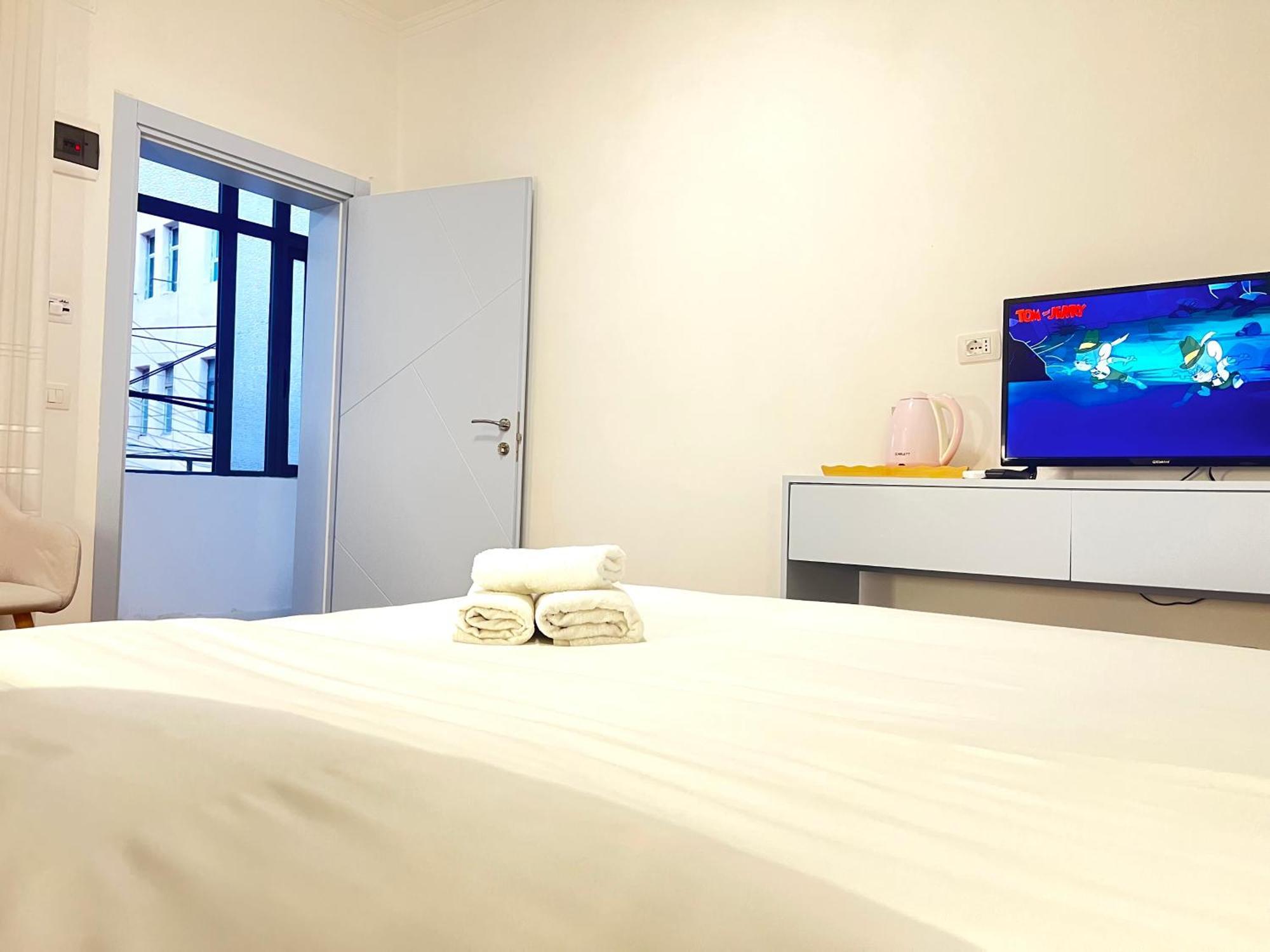 Tirana Square Hotel Экстерьер фото